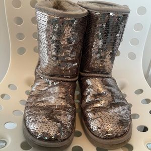 Women’s Silver Sequin Uggs